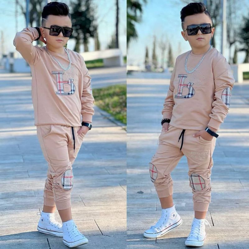 Ensemble Burberry B