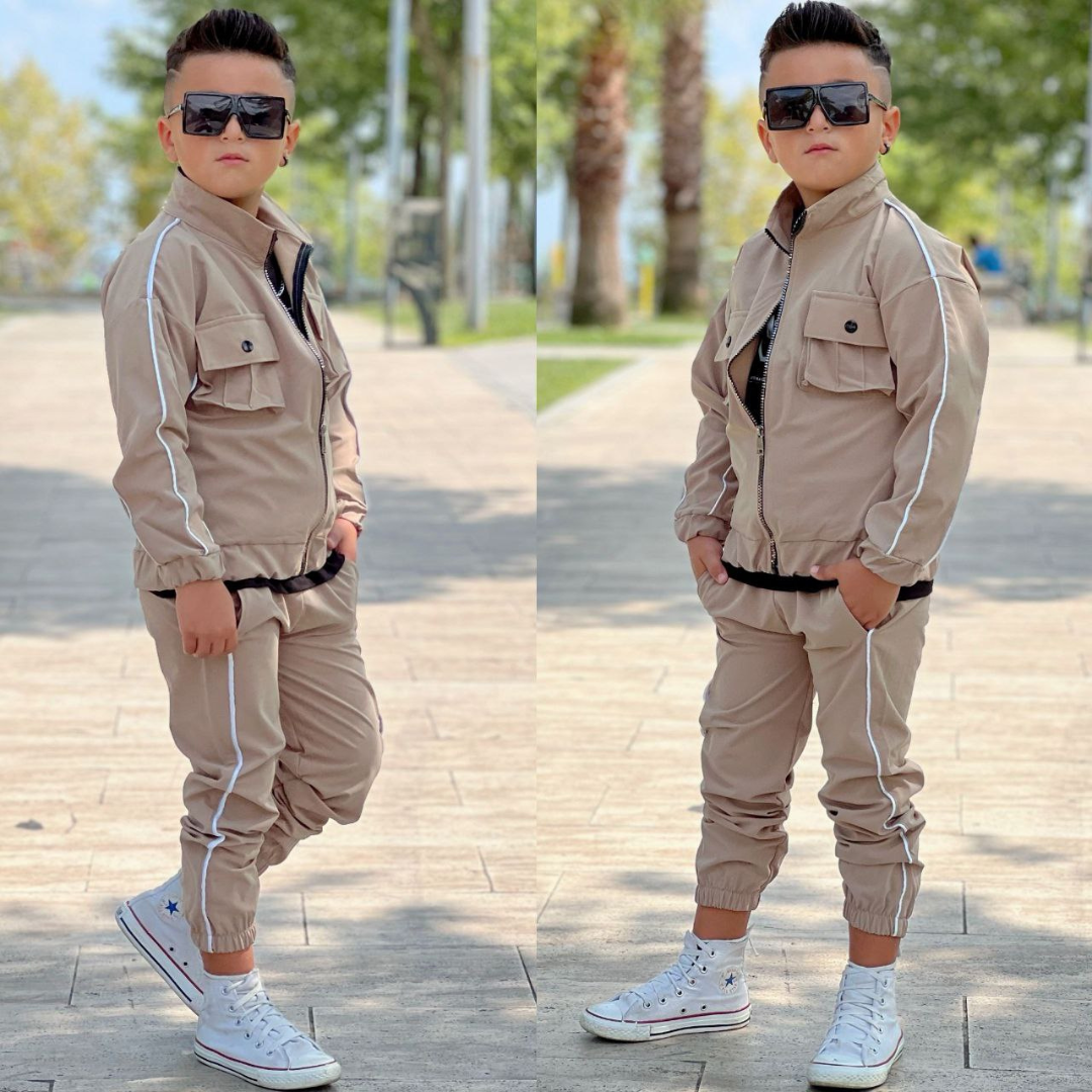 Ensemble Best Looker