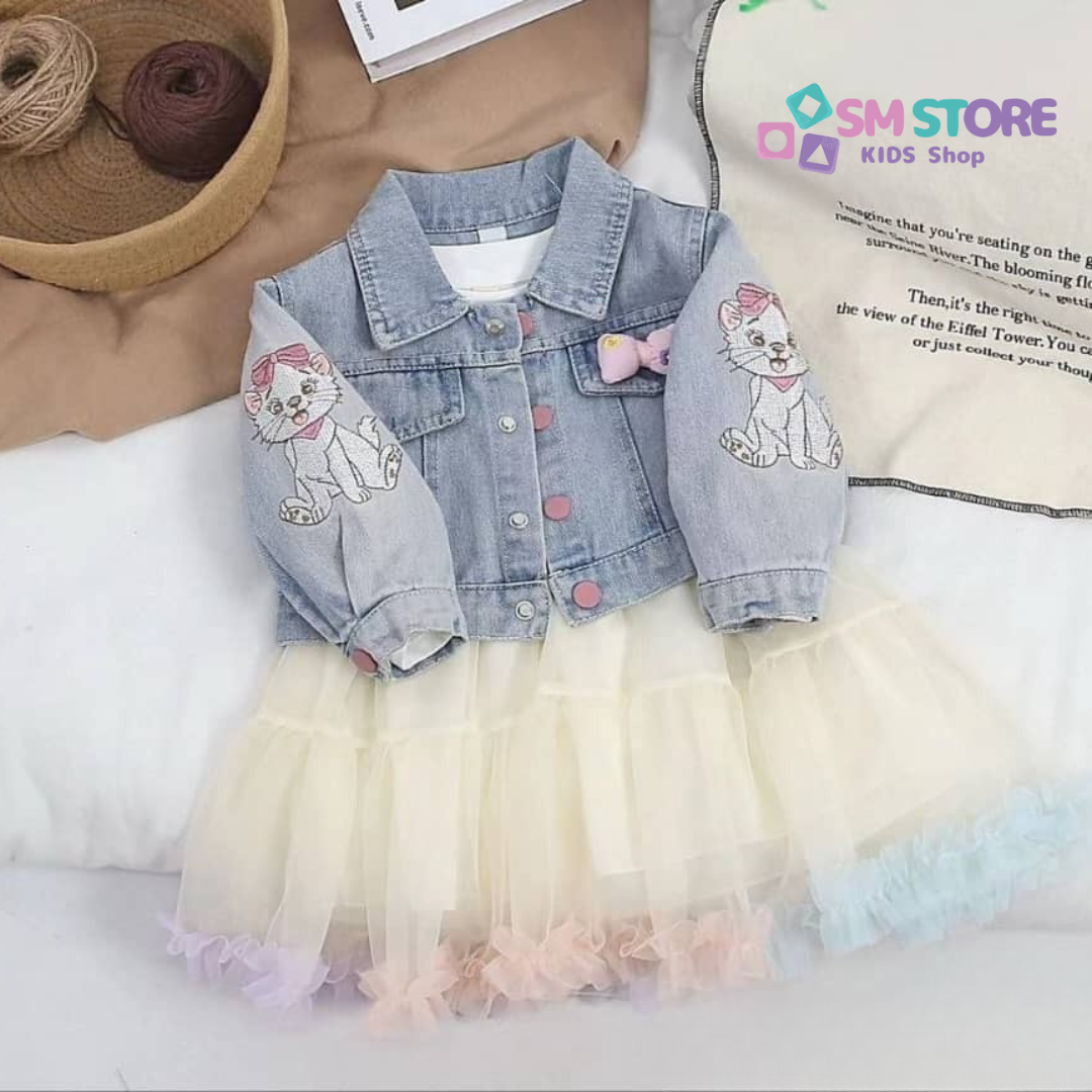 Ensemble Whimsical Kitty